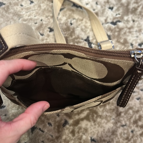 Brown Signature Coach Crossbody - Picture 4 of 10